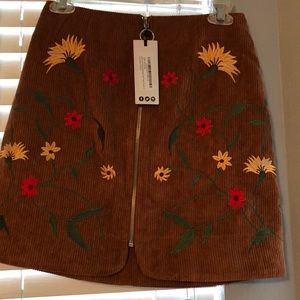 Zip up corduroy brown skirt
